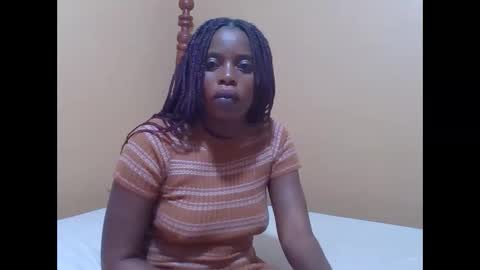 sweetib1 online show from 10/16/25, 06:47