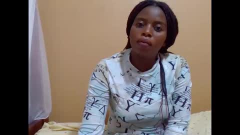 sweetib1 online show from 11/12/25, 05:52