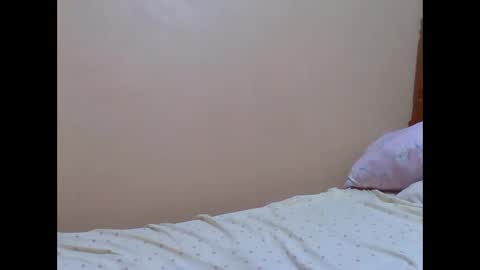 sweetib1 online show from 12/16/25, 06:29