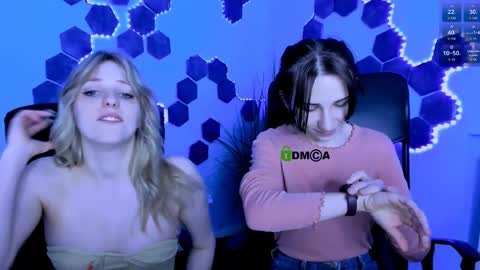 Chloe online show from 04/11/26, 06:56