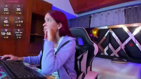 Snapshot of sweetie_foxx1 chatting on 06/25/26, 11:04 FOXXY online show from 06/25/26, 11:04