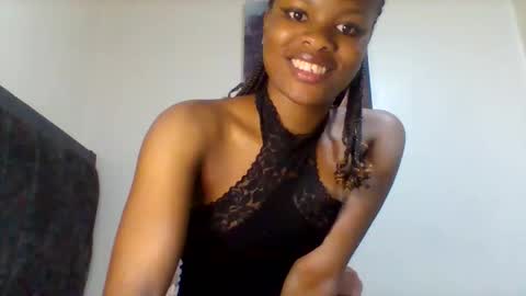 Snapshot of sweetie_lee chatting on 11/25/25, 02:00 sweetie lee online show from 11/25/25, 02:00