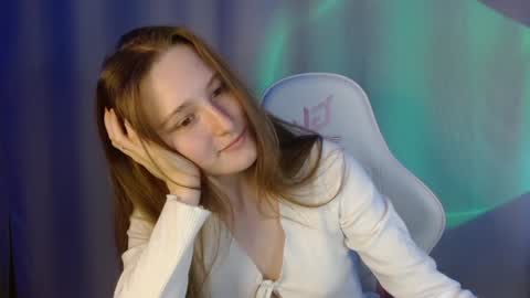 Annie online show from 01/16/25, 03:23