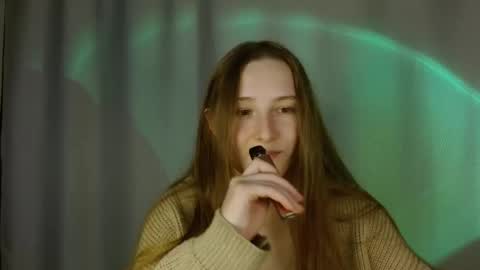 Annie online show from 09/24/25, 07:28