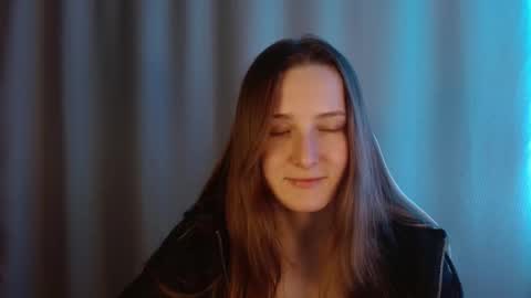 Annie online show from 02/25/26, 08:51