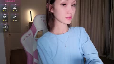 Snapshot of sweetiebones chatting on 05/24/26, 08:03 bratty gf online show from 05/24/26, 08:03