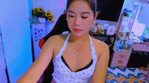 Nicole online show from 11/29/25, 12:02