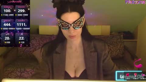 ornelia online show from 10/15/25, 05:35