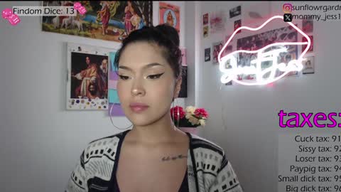 Snapshot of sweetjess01 chatting on 12/30/24, 12:43 SweetJess online show from 12/30/24, 12:43