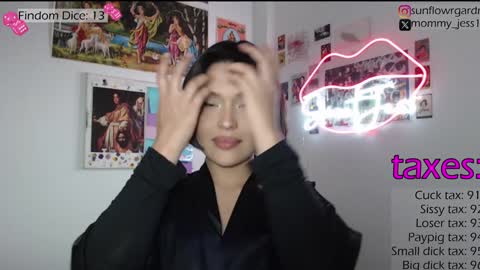 Snapshot of sweetjess01 chatting on 01/06/25, 04:58 SweetJess online show from 01/06/25, 04:58