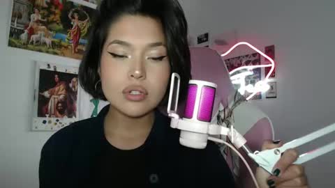 Snapshot of sweetjess01 chatting on 02/11/25, 07:33 SweetJess online show from 02/11/25, 07:33