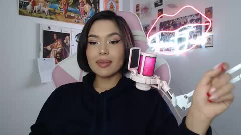 Snapshot of sweetjess01 chatting on 03/03/25, 02:36 SweetJess online show from 03/03/25, 02:36