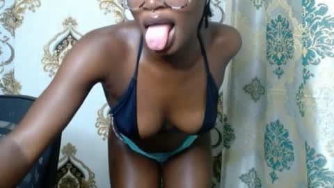 zuri online show from 03/29/26, 09:59