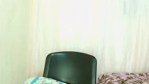 mishel online show from 12/04/25, 04:44