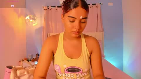 Snapshot of sweetkimmie_ chatting on 05/09/26, 12:32 Isabel online show from 05/09/26, 12:32