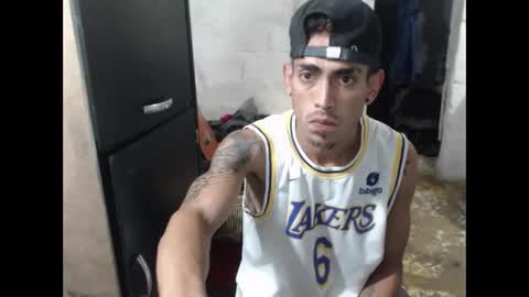 Snapshot of sweetlatinakim chatting on 06/03/26, 03:09 Camilo online show from 06/03/26, 03:09