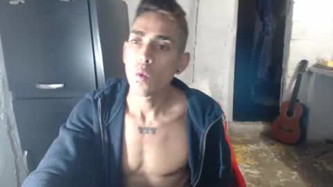 Snapshot of sweetlatinakim chatting on 06/07/26, 05:33 Camilo online show from 06/07/26, 05:33