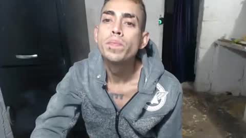 Snapshot of sweetlatinakim chatting on 06/08/26, 12:16 Camilo online show from 06/08/26, 12:16