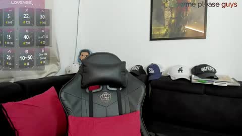 SWEETLATINBOY  online show from 04/13/26, 10:43