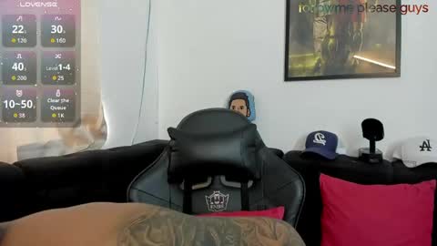 Snapshot of sweetlatinoboy chatting on 05/14/26, 01:40 SWEETLATINBOY online show from 05/14/26, 01:40