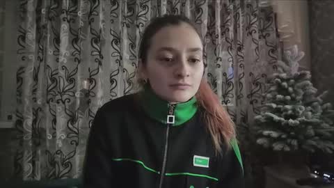 sweetliaison online show from 12/21/25, 05:42