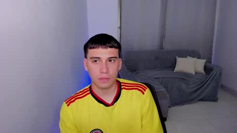 Snapshot of sweetlian_04 chatting on 03/06/25, 04:19 Lian online show from 03/06/25, 04:19