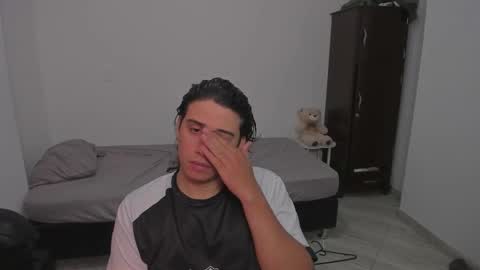 Snapshot of sweetlian_04 chatting on 02/07/26, 05:55 Lian online show from 02/07/26, 05:55