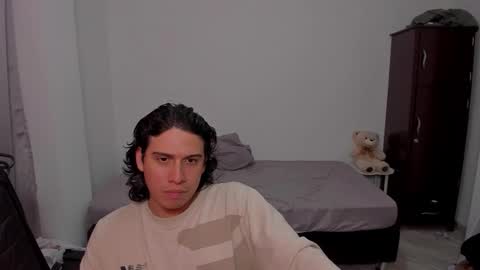 Snapshot of sweetlian_04 chatting on 02/12/26, 02:06 Lian online show from 02/12/26, 02:06