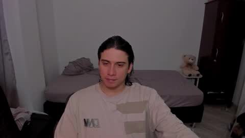 Snapshot of sweetlian_04 chatting on 02/12/26, 09:54 Lian online show from 02/12/26, 09:54