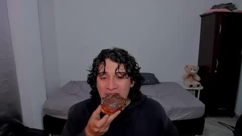 Snapshot of sweetlian_04 chatting on 02/16/26, 02:51 Lian online show from 02/16/26, 02:51