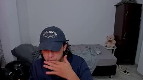 Snapshot of sweetlian_04 chatting on 02/19/26, 02:40 Lian online show from 02/19/26, 02:40