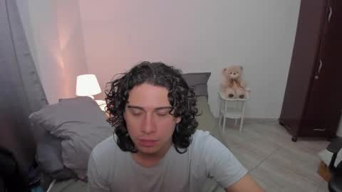 Lian online show from 03/26/26, 08:09