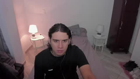 Lian online show from 04/18/26, 02:04