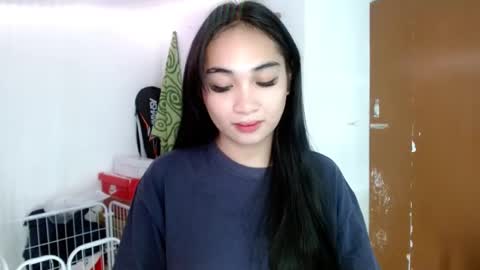 Lilly online show from 02/16/25, 10:21