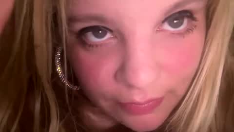 Lisa  online show from 03/11/25, 04:29