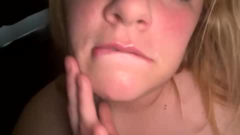 Lisa  online show from 04/04/26, 12:24