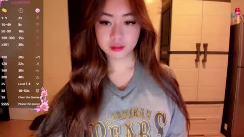 Snapshot of sweetlovepinay04 chatting on 05/06/26, 02:19 Zoe online show from 05/06/26, 02:19