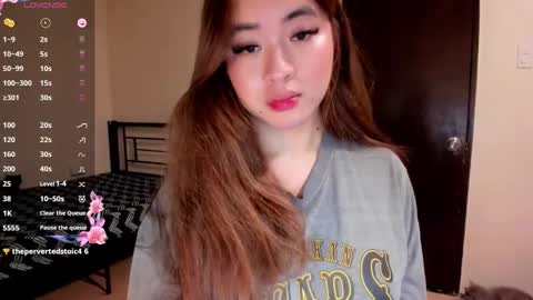 Snapshot of sweetlovepinay04 chatting on 05/09/26, 03:34 Zoe online show from 05/09/26, 03:34
