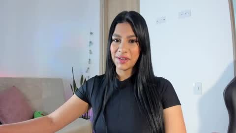 instagram sweetluna 0 online show from 03/31/26, 01:33