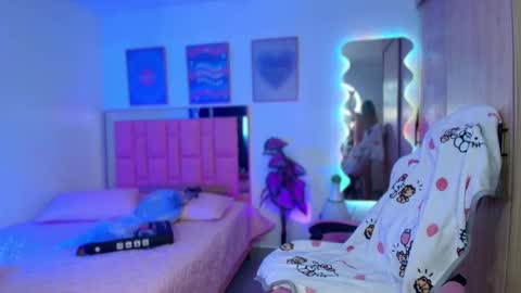 SweetLune online show from 10/04/25, 08:18