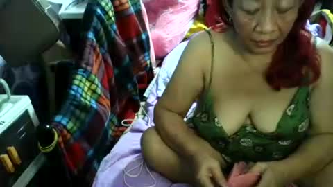 Snapshot of sweetmature_69 chatting on 06/17/26, 01:45 sweetmature_69 online show from 06/17/26, 01:45