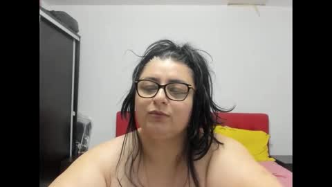 Snapshot of sweetmiki9 chatting on 12/13/24, 01:26 sweetmiki9 online show from 12/13/24, 01:26