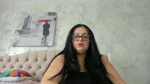 Snapshot of sweetmiki9 chatting on 06/08/26, 12:49 sweetmiki9 online show from 06/08/26, 12:49