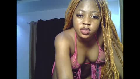 sweetmila9 online show from 05/17/26, 04:10