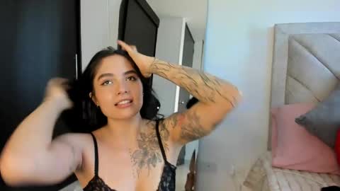 sweetmili133 online show from 05/01/26, 07:07