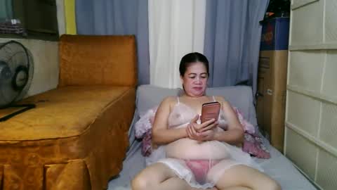 sweetmine4u28 online show from 12/02/24, 06:32