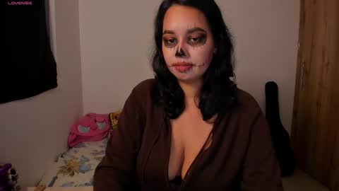 Noah online show from 10/23/25, 02:33