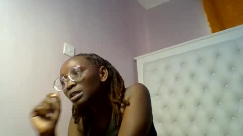 Novah girlie online show from 06/08/26, 01:44