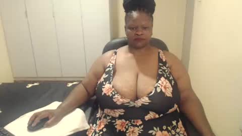 sweetnoziexxx online show from 02/12/25, 05:58