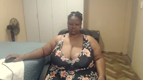 sweetnoziexxx online show from 05/17/26, 03:37